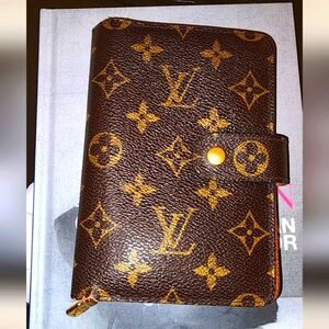 LV Project Wallet Authentic Louis Vuitton Vintage Monogram 1980s